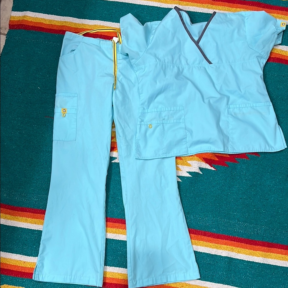 Light Blue Women's Scrub Set